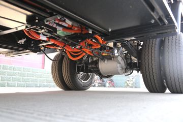 Զ F3E ʰ 3.5T 3.7׵Ŵ綯ʽ΢(JGL5037XXYBEVM1)55.7kWhͼƬ
