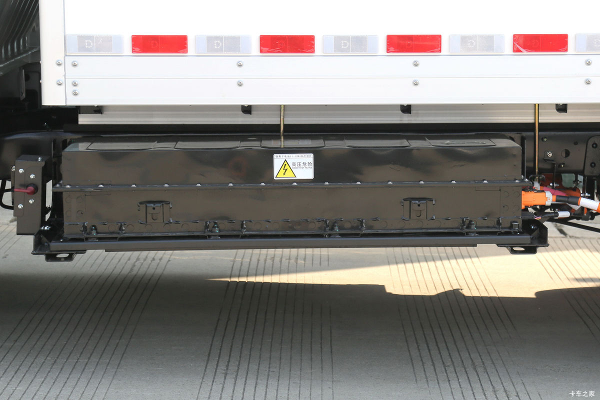 Զ F3E ʰ 3.5T 3.7׵Ŵ綯ʽ΢(JGL5037XXYBEVM1)55.7kWh