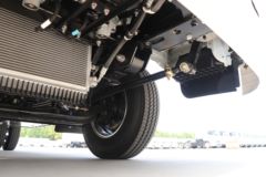 宇通轻卡 宽体 4.18米单排纯电动仓栅式轻卡90.236kWh