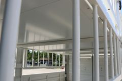 宇通轻卡 宽体 4.18米单排纯电动仓栅式轻卡90.236kWh