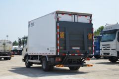 中国重汽HOWO 悍将 130马力 4X2 4米冷藏车(国六)(绿叶牌)(JYJ5047XLCF1)