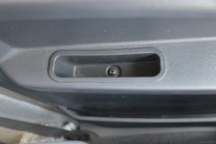 中国重汽HOWO 悍将 130马力 4X2 4米冷藏车(国六)(绿叶牌)(JYJ5047XLCF1)