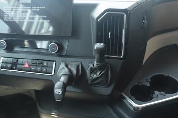 �й����� �ǵ¿�SITRAK G7S�ؿ� �ݻ��� 610���� 6X4 AMT�Զ���ǣ����(Һ��)ͼƬ