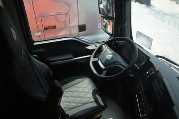 �й����� �ǵ¿�SITRAK G7S�ؿ� �ݻ��� 610���� 6X4 AMT�Զ���ǣ����(Һ��)ͼƬ