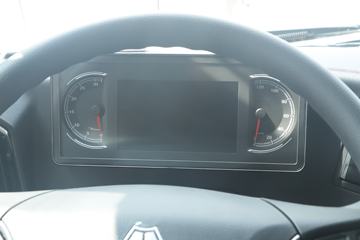 �й����� �ǵ¿�SITRAK G7S�ؿ� �ݻ��� 610���� 6X4 AMT�Զ���ǣ����(Һ��)ͼƬ