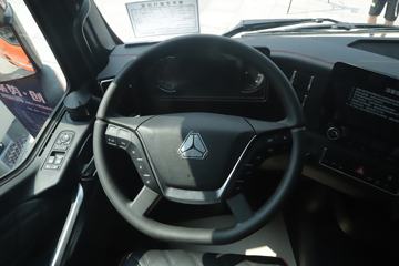 �й����� �ǵ¿�SITRAK G7S�ؿ� �ݻ��� 610���� 6X4 AMT�Զ���ǣ����(Һ��)ͼƬ