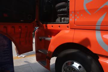 �й����� �ǵ¿�SITRAK G7S�ؿ� �ݻ��� 610���� 6X4 AMT�Զ���ǣ����(Һ��)ͼƬ