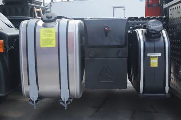 �й����� �ǵ¿�SITRAK G7S�ؿ� �ݻ��� 610���� 6X4 AMT�Զ���ǣ����(Һ��)ͼƬ