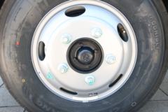 福田 时代领航5 158马力 3.83米排半栏板轻卡(国六)(BJ1044V9JBA-10)