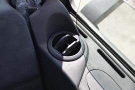 重汽汕德卡底盘&nbsp;冷藏车驾驶室图片