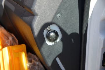 ��� J6F���� 137���� 4.16�׵�����ʽ�Ῠ(����)(CA5040XXYP40K61L2E6A85)ͼƬ