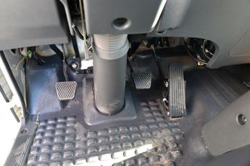 ��� J6F���� 137���� 4.16�׵�����ʽ�Ῠ(����)(CA5040XXYP40K61L2E6A85)ͼƬ