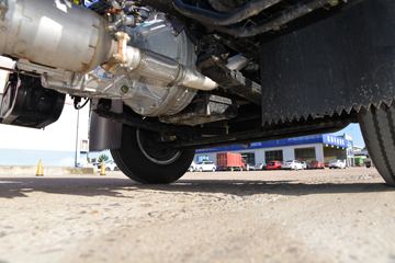 ��� J6F���� 137���� 4.16�׵�����ʽ�Ῠ(����)(CA5040XXYP40K61L2E6A85)ͼƬ