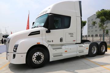 �������ó� ���¡��� ����� 560���� 6X4 AMT�Զ�����ͷǣ����(����)ͼƬ