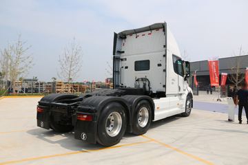 �������ó� ���¡��� ����� 560���� 6X4 AMT�Զ�����ͷǣ����(����)ͼƬ