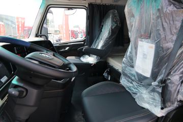 �������ó� ���¡��� ����� 560���� 6X4 AMT�Զ�����ͷǣ����(����)ͼƬ