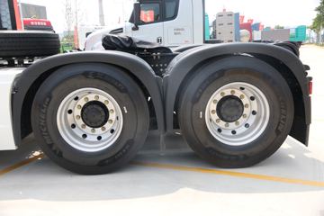 �������ó� ���¡��� ����� 560���� 6X4 AMT�Զ�����ͷǣ����(����)ͼƬ