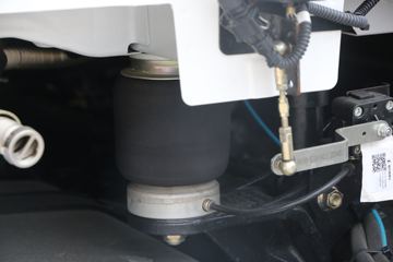 �������ó� ���¡��� ����� 560���� 6X4 AMT�Զ�����ͷǣ����(����)ͼƬ