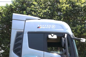 ���� ŷ������ ��Խ�� 580���� 6X4 AMT�Զ���ǣ����(Һ��)(BJ4259Y6DHL-12)ͼƬ