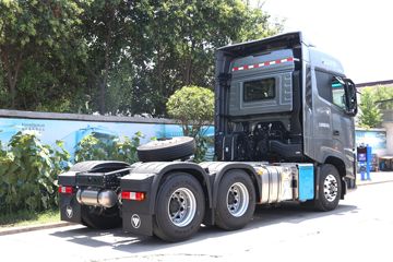 ���� ŷ������ ��Խ�� 580���� 6X4 AMT�Զ���ǣ����(Һ��)(BJ4259Y6DHL-12)ͼƬ