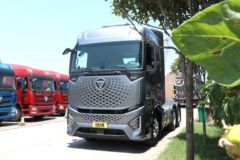 福田 欧曼银河 穿越版 580马力 6X4 AMT自动档牵引车(液缓)(BJ4259Y6DHL-12)