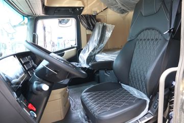 ���� ŷ������ ��Խ�� 580���� 6X4 AMT�Զ���ǣ����(Һ��)(BJ4259Y6DHL-12)ͼƬ