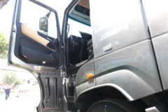 福田 欧曼银河 穿越版 580马力 6X4 AMT自动档牵引车(液缓)(BJ4259Y6DHL-12)