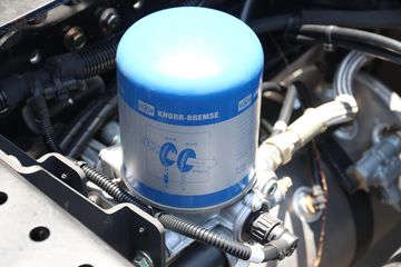 ���� ŷ������ ��Խ�� 580���� 6X4 AMT�Զ���ǣ����(Һ��)(BJ4259Y6DHL-12)ͼƬ