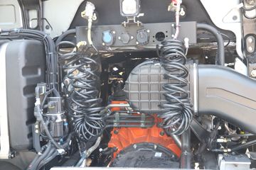 ���� ŷ������ ��Խ�� 580���� 6X4 AMT�Զ���ǣ����(Һ��)(BJ4259Y6DHL-12)ͼƬ