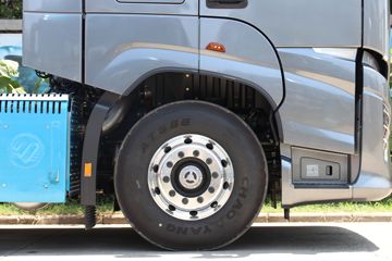 ���� ŷ������ ��Խ�� 580���� 6X4 AMT�Զ���ǣ����(Һ��)(BJ4259Y6DHL-12)ͼƬ