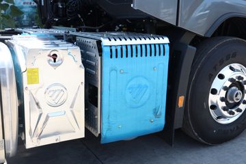 ���� ŷ������ ��Խ�� 580���� 6X4 AMT�Զ���ǣ����(Һ��)(BJ4259Y6DHL-12)ͼƬ