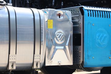 ���� ŷ������ ��Խ�� 580���� 6X4 AMT�Զ���ǣ����(Һ��)(BJ4259Y6DHL-12)ͼƬ