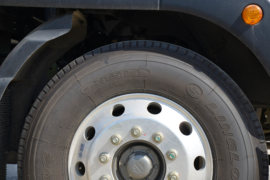 重汽豪沃(HOWO)底盘&nbsp;冷藏车底盘图片