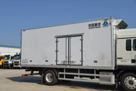 重汽豪沃(HOWO)底盘&nbsp;冷藏车上装图片