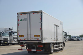 重汽豪沃(HOWO)底盘&nbsp;冷藏车上装图片