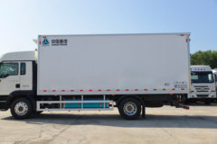 中国重汽 HOWO TX 250马力 4X2 冷藏车(绿叶牌)