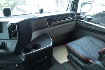 �й����� �ǵ¿�SITRAK G7S 490���� 8X4 9.45��AMT�Զ�����س�(ZZ5326XLCV466HF1K)ͼƬ