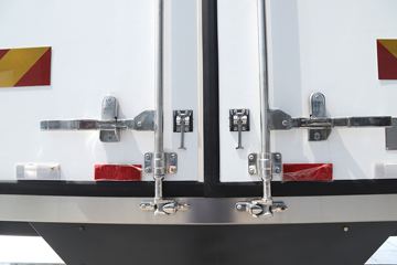 �й����� �ǵ¿�SITRAK G7S 490���� 8X4 9.45��AMT�Զ�����س�(ZZ5326XLCV466HF1K)ͼƬ