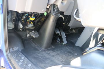 �������� ����ES5 200���� 4X2 4.85����ж��(BJ3164DKPFD-01)ͼƬ