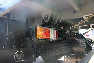 �������� ����ES5 200���� 4X2 4.85����ж��(BJ3164DKPFD-01)ͼƬ