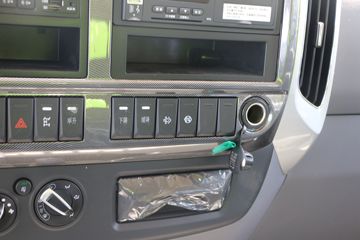 �������� ����ES5 200���� 4X2 4.2����ж��ͼƬ