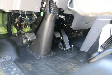 �������� ����ES5 200���� 4X2 4.2����ж��ͼƬ