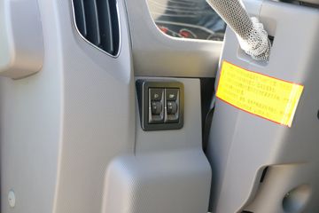 �������� ����ES5 200���� 4X2 4.2����ж��ͼƬ