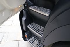 广汽日野 700智臻重卡 560马力 6X4牵引车(国六)