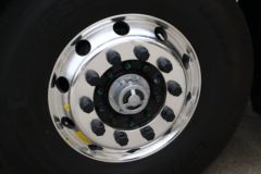 广汽日野 700智臻重卡 560马力 6X4牵引车(国六)