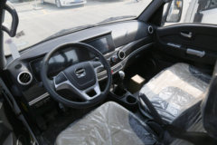 凯马 锐航X1 2.0L 122马力 CNG 双燃料 3.95米单排栏板微卡(国六)(KMC1039NG318D6)