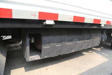 ���� ��X1 2.0L 122���� CNG ˫ȼ�� 3.95�׵�������΢��(����)(KMC1039NG318D6)ͼƬ