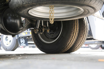 ���� ��X1 2.0L 122���� CNG ˫ȼ�� 3.95�׵�������΢��(����)(KMC1039NG318D6)ͼƬ