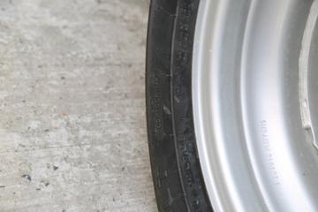 ���� ��X1 2.0L 122���� CNG ˫ȼ�� 3.95�׵�������΢��(����)(KMC1039NG318D6)ͼƬ