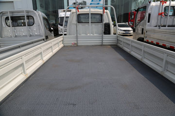 ���� ��X1 2.0L 122���� CNG ˫ȼ�� 3.95�׵�������΢��(����)(KMC1039NG318D6)ͼƬ